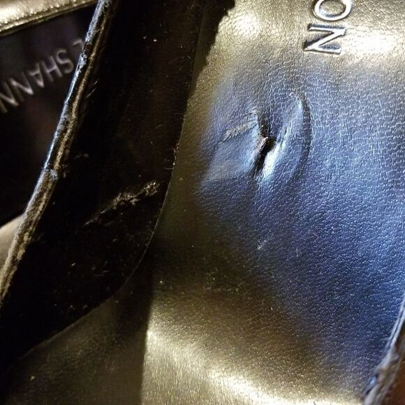 Michael Shannon black high heels - Picture 4 of 8